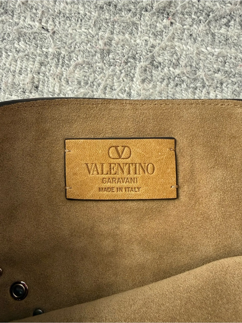 NWT Authentic Valentino Garavani Small Nellcôte Fringe Stud Suede Crossbody Bag - Picture 13 of 14